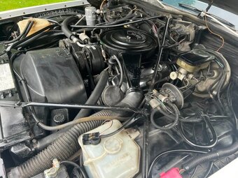 Cadillac Coupe DeVille d’Elegance (modelový rok 1983) - 9