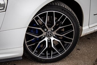 Volkswagen Passat Variant 3.2 V6 4Motion DSG - 9