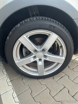 Škoda Superb Combi II 2015 po FL | 1.8TSI - 9