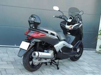 YAMAHA X MAX 125 2013 - 9