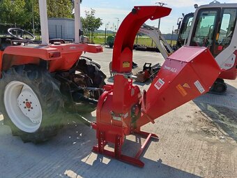Drvič konárov na traktor - 9