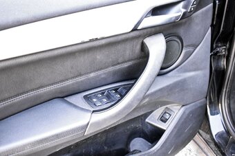 BMW X1 2.0d sDrive automat - 9