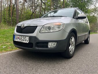 Skoda Roomster Scout - 9