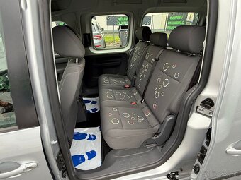 ► VW CADDY MAXI 2,0 CNG MPI - 7 MÍST, TOP KM ◄ - 9