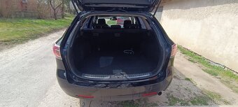 Mazda 6 Wagom - 9