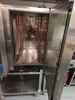 Kovektomat electrolux 10 zasuv - 9