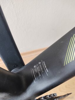 Cestny karbonovy bicykel Merida Scultura 4000 Disc - 9