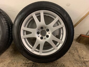 Mercedes 4x elektrony + 4x zimne gumy   17 235/55R17 - 9