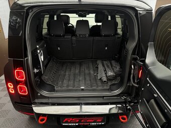 Land Rover Defender 110 D300 X-DYNAMIC HSE AWD/ Záruka / DPH - 9