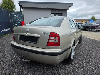 Škoda Octavia 1.6 Elegance - 9