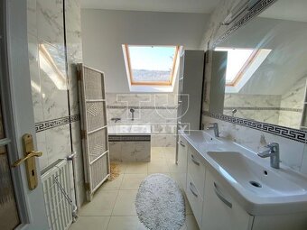 REZERVOVANÉ NA PREDAJ EXKLUZÍVNY 6-IZBOVÝ RODINNÝ DOM... - 9