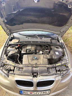 BMW 320i Coupé E92 - 9