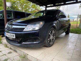 Opel astra H cupe - 9