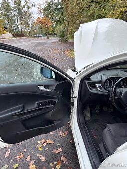 Alfa Romeo Giulietta 1,6 JTD, nová STK, EK. - 9