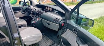 Peugeot 807 HDI - 9