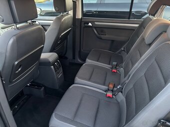 VW Touran 2.0 TDi DSG - 9
