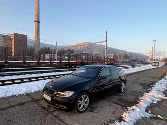 BMW 330i e90 2006 - 9