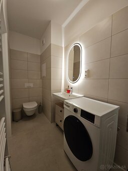 Exkluzívny 1+kk + balkón + parkovanie - 9