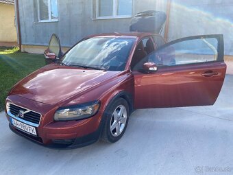 Volvo C30 2.0 D - 9
