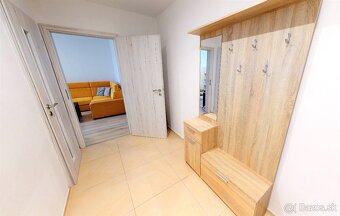 Priestranný zariadený 2 izb.byt s balkónom ZÁPAD - 9