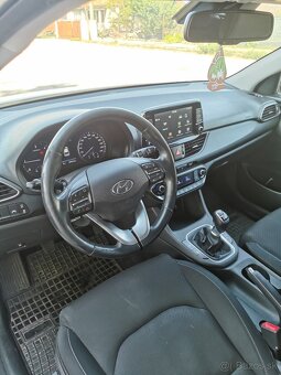 Hyundai i30 CW 1.6 CRDi - 9
