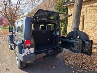 Jeep wrangler Sahara 2018 - 9