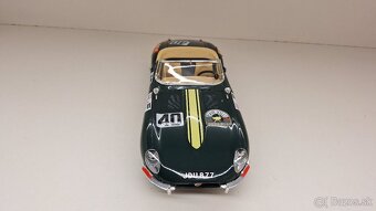 1:18 JAGUAR E CABRIO No. 40 - 9