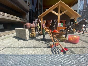 Predám figúrky zn. Schleich - 9