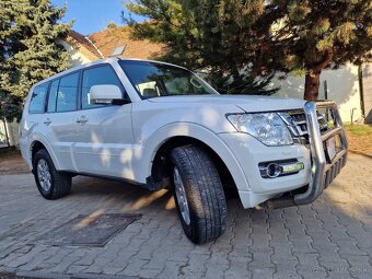 Mitsubishi Pajero 3.2D-ID LWB 4x4 190k A/T 7-Miest. (diesel) - 9