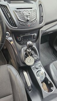 Ford Kuga 2.0 tdci 88 kw 2014 2wd - 9