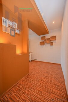 2-izbový byt, Centrum - Sp. Nová Ves, Výťah v bytovom dome. - 9