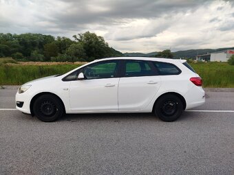 Opel Astra J 1.7 cdti Sports Tourer - 9