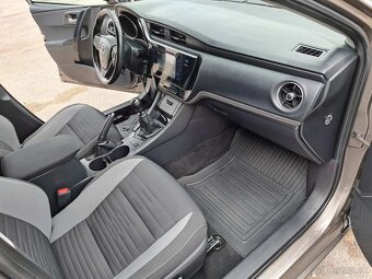 Toyota Auris Touring Sports 1.6 l Valvematic Executive - 9