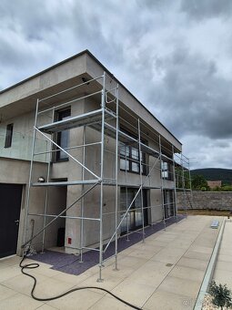 MURÁR / OMIETAČ / FASADY - ZÁPADNÉ SK. - 9