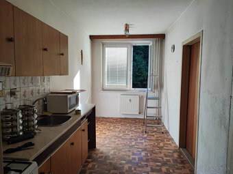 Predáme 3 izbový byt v Trenčianskych Tepliciach - 9