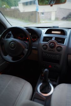 Renault Megane 1.6 16V (2006) 82kw - 9