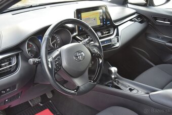 Toyota C-HR 1.8 Hybrid - slovenské auto - 9