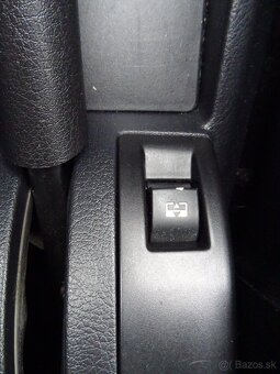 Peugeot 207 SW 1,6i 88kW Automat, Rezervováno - 9