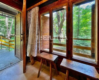 REKREAČNÁ CHATA V LESE NA KOVÁČOVEJ, 339 M2 - 9