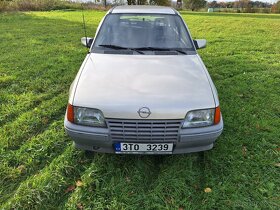 Opel Kadett 1.6D - 9