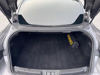 Renault Laguna coupe 3.0 dci V6 - 9