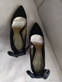 NOVÉ čierne saténové lodičky veľ. 36 (osobný odber) - 9
