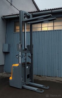 Elektricky paletovy vozik Jungheinrich EJC 212 Li-on (Nova) - 9