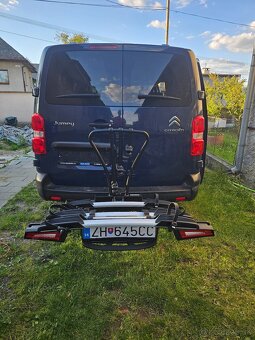 Prenajom 9 miestne auto - 9