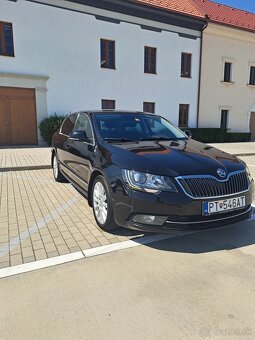 Škoda Superb 2.0 TDI CR 4x4 170k Elegance DSG - 9