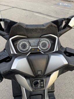 Honda Forza 300 - 9