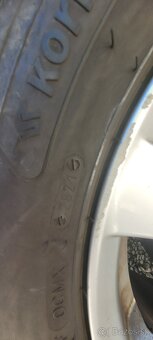 Toyota Avensis 2.0 D4D 93Kw M6 - 9