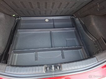 KIA CEED, 1,6 benzin, 148tis, 92,7kw, rok 2009 - 9