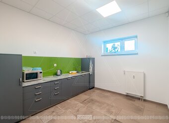 Nové obchodné a kancelárske priestory so showroomom - 9