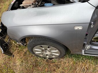 Predok audi a6 c6 , kompletny original diely, LY7H - 9